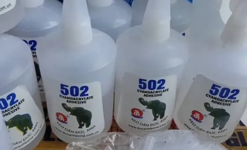 keo 502 khả năng bám dính 9