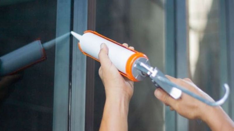 Keo Silicone bao tiền