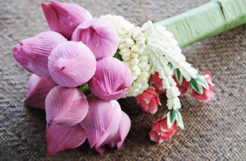 hoa tặng 20/11 nên mua