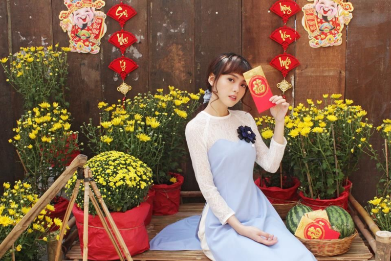 Concept chụp ảnh tết với hoa cúc
